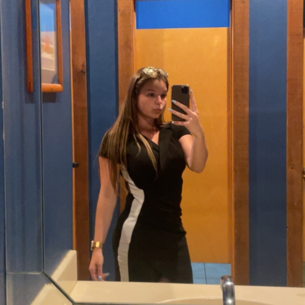 Meet your Posher, Cierra